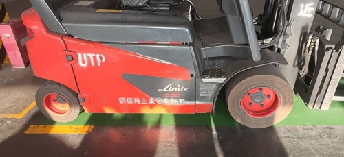 tmp_b9d9691a895b7dddc88827570ce09cc473600c4e3885b676.jpg