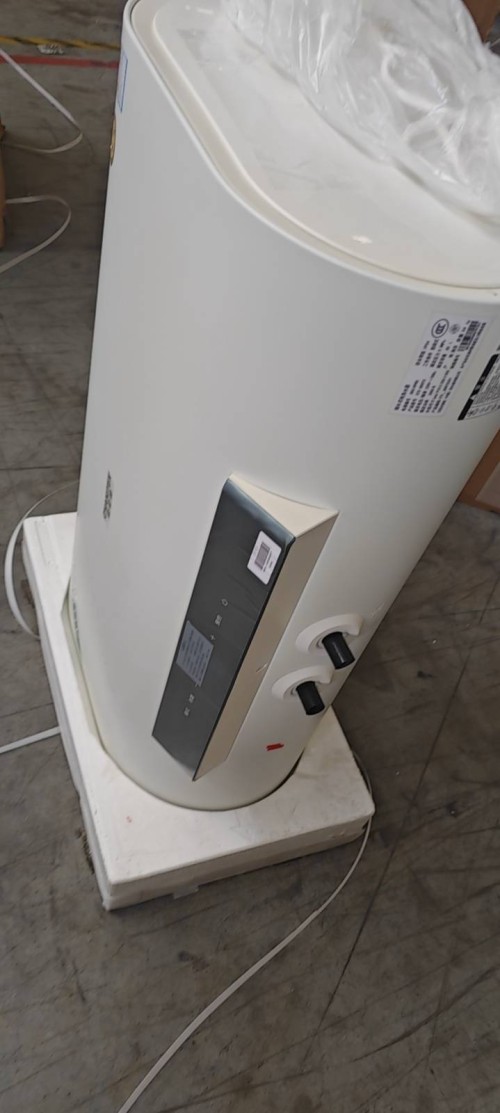 tmp_4f605e4f5caef80a12f77cc6c2e8fb79372757daf10becc0.jpg